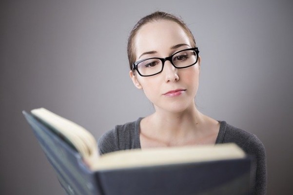 Kitap Okurken Yazılar Eğilip Çukurlaşıyorsa Dikkat