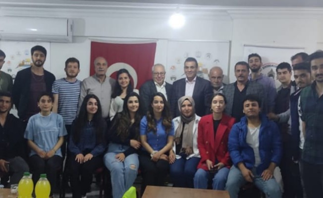 İzmir’de okuyan Şanlıurfalı öğrenciler iftarda bir araya geldi
