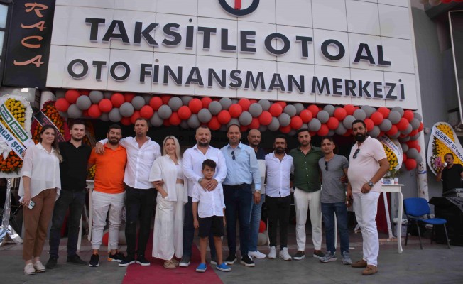 TaksitleOtoAl Finansman Merkezi Otokent’te açıldı