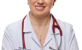 Prof. Dr. Zümre Arıcan Alıcıkuş, “Erken tanı ile meme kanseri tedavisindeki başarı oranının yüzde doksanı geçti”