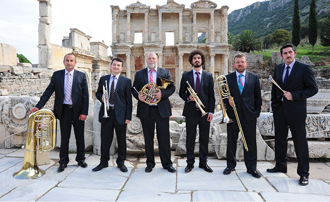 İzmirliler Mayıs Ayında Müziğe Doyacak