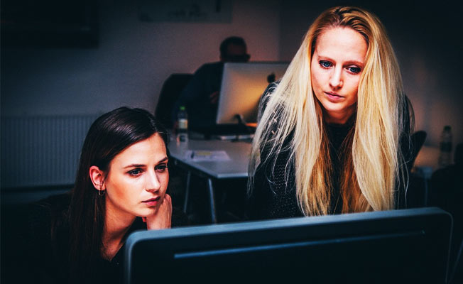 Kadınlara 6 Yıl Erken Emeklilik Avantajı