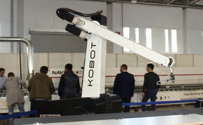 Yerli Robot Artık Sanayide