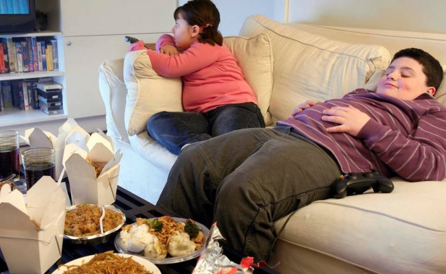 "Çocuklarda Obezite, Çocuk Oyuncağı Değil"