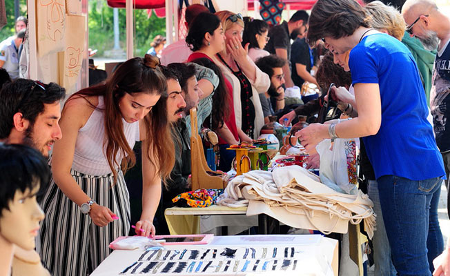 DEÜ Güzel Sanatlar Fakültesi, sanat panayırı düzenliyor