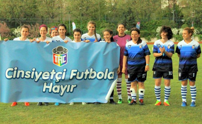 Türkiye'nin İlk Kadınlar Özel Futbol Turnuvası