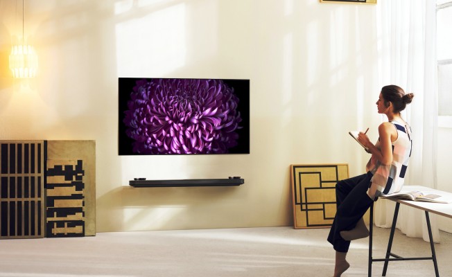 LG OLED TV W7'yi Tanıttı Fiyatı Görenleri Şaşırttı