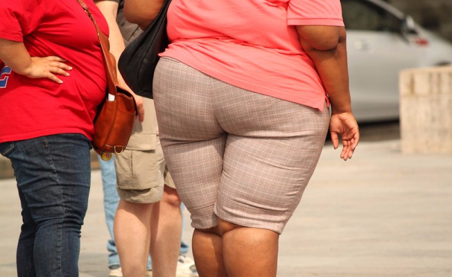 'Obezite Kanser Oluşumunu Tetikliyor'