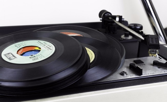 Sony Music Yeniden Plak Çıkaracak