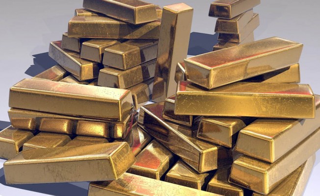 Rusya'da gökyüzünden altın külçeleri yağdı