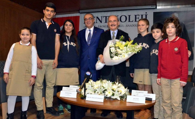 Yılmaz Büyükerşen'den öğrencilere 'hayat' dersi