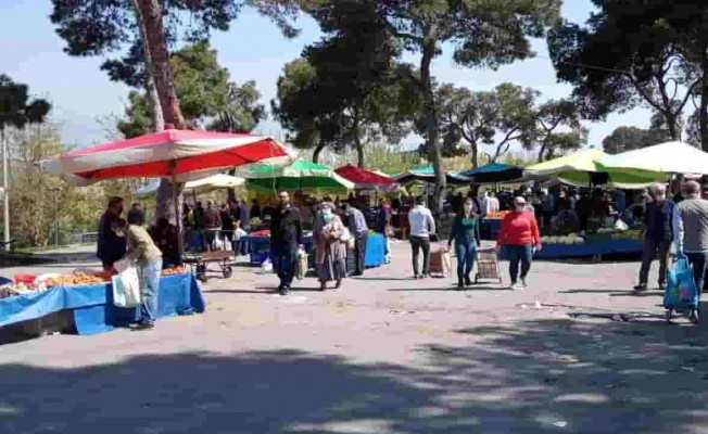 Konak'ta Pazarlara Yasak Ayarı Geldi