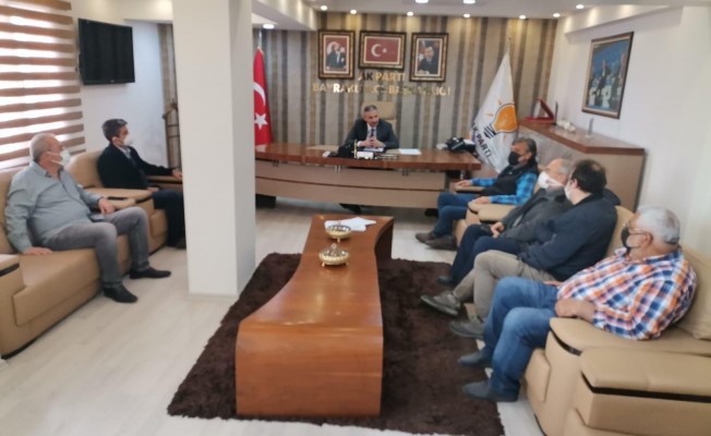 Trafo istemeyen Adalet Mahalle sakinlerinden, AK Parti Bayraklı’ya teşekkür ziyareti