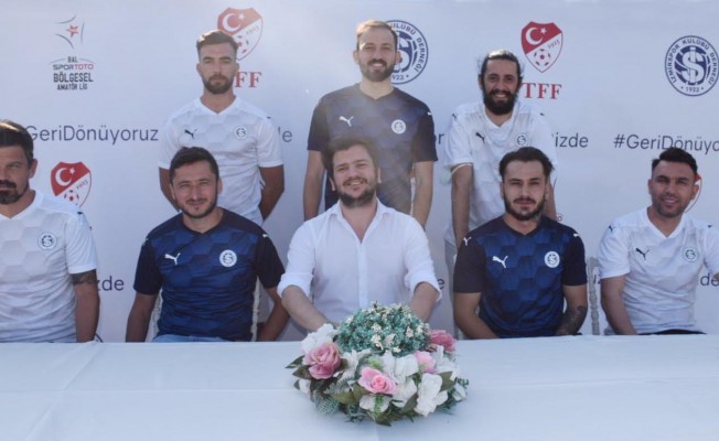 Sıra İzmirspor’da