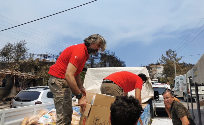 Antalya'daki yangında zarar görenlere Kızılay’dan destek
