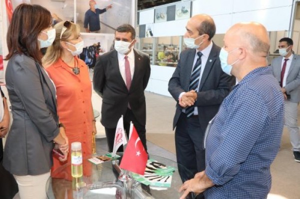 Kursiyerlerin ürettiği ürünler, SHOEXPO'da yerini aldı