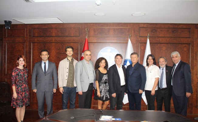 İzmir Güzellik Fuarı kapılarını açıyor