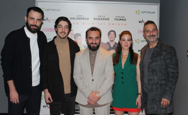 "Aykut Enişte 2" Optimum'da İzmirlilerle buluştu