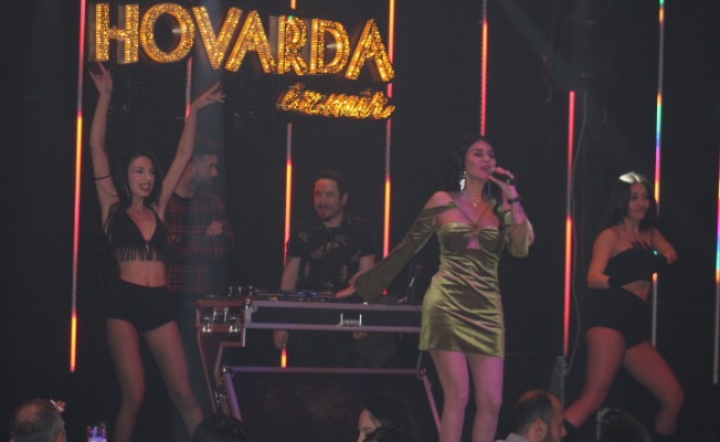 Ebru Polat “İki bomba şarkı ile geliyorum”