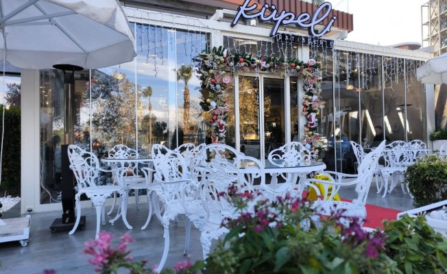 Küpeli Pastanesi Açıldığı Günden Bu Yana Yoğun İlgi Görüyor