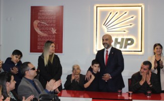 Hakan Kılıç, CHP Narlıdere’yi ziyaret etti