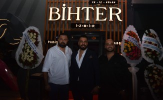 İzmir’in yeni eğlence mekânı Bihter İzmir kapılarını açtı