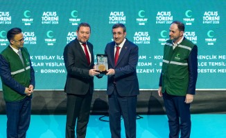 İşadamı Nazım Torbaoğlu'na 1 ayda 2 teşekkür plaketi