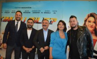 'Kim Bu Aile' İzmir'de