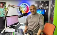 Ünlü radyocu Mustafa Karslıoğlu, Radyo Ege’de