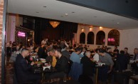 Hovarda İzmir iftarına yoğun katılım